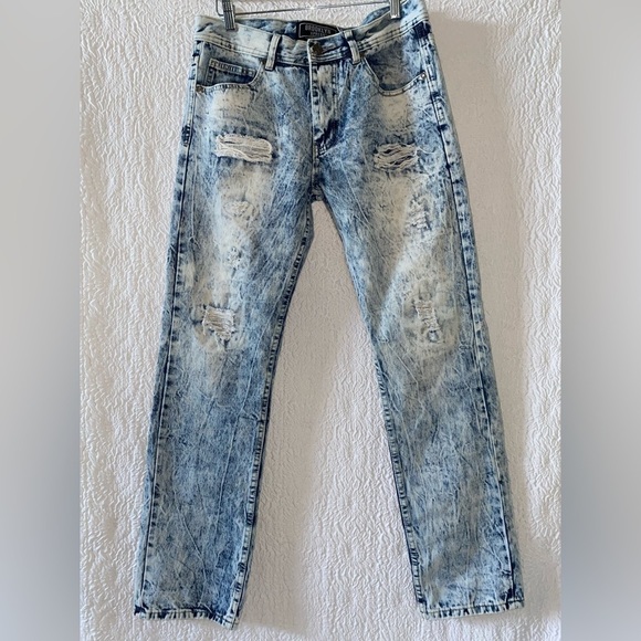 Brooklyn Xpress Clothing Co. Distressed Jeans - Picture 1 of 10